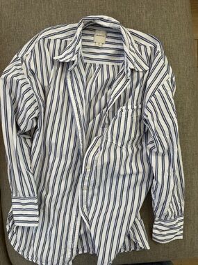 Maeve White Shirt with Blue Vertical Stripes - Casual Button-Down